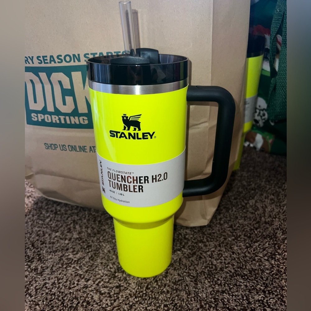 Neon Yellow Stanley 40 oz Quencher H2.0 Tumbler  Brand new!